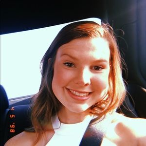 Meet your Posher, Abby